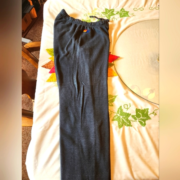 CHEVRON 2 PC. JACKET AND JOGGERS AVIATOR NATION. - Picture 4 of 12